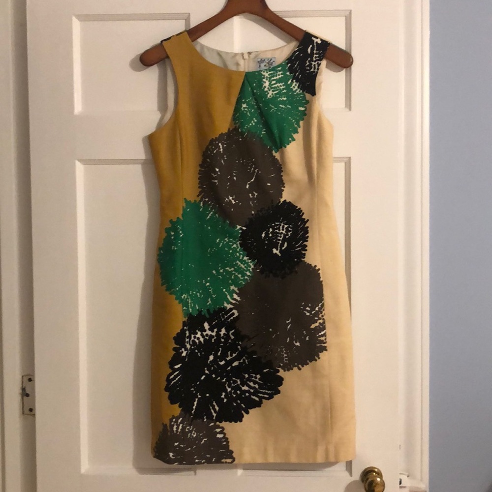 Size 8 pencil/shift dress.